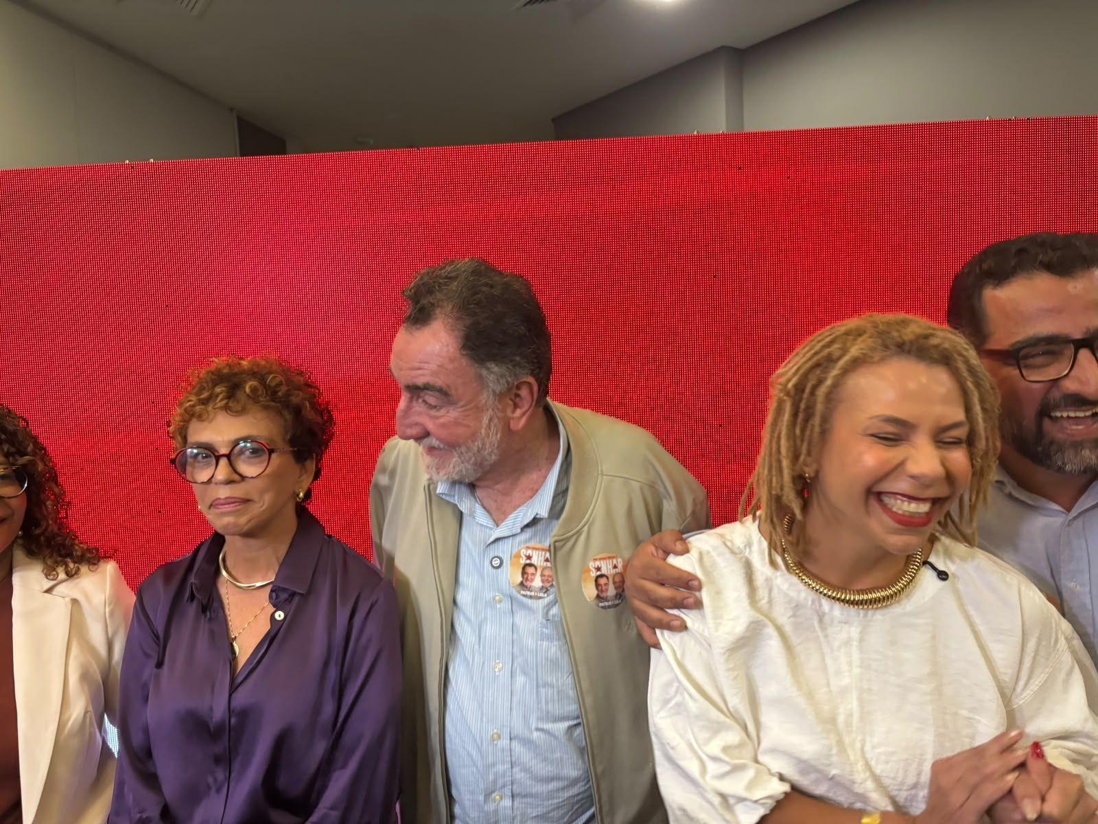 PT prega ‘cautela’ na escolha do vice de Patrus, prorroga decisão e confirma Áurea na chapa