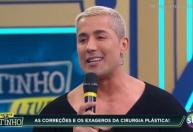 Ao vivo no SBT, Ratinho chama cantor sertanejo de 'viado' e viraliza; veja vídeo