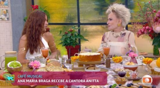 Ana Maria Braga tieta Anitta e faz cantora explicar novo estilo de vida