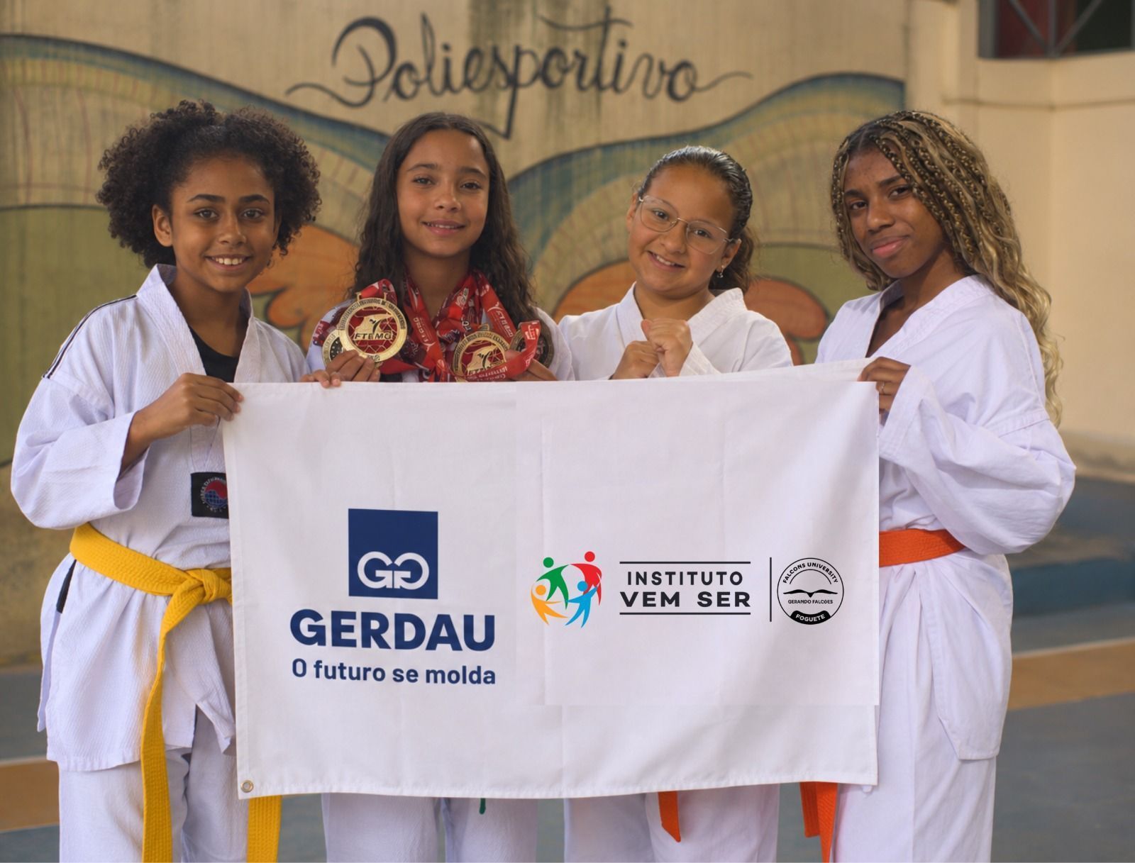 Atletas de Ouro Branco e Miguel Burnier se classificam para Brasileiro de Taekwondo