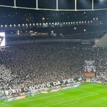 Torcedores do Corinthians mandam recado após derrota para o Cruzeiro