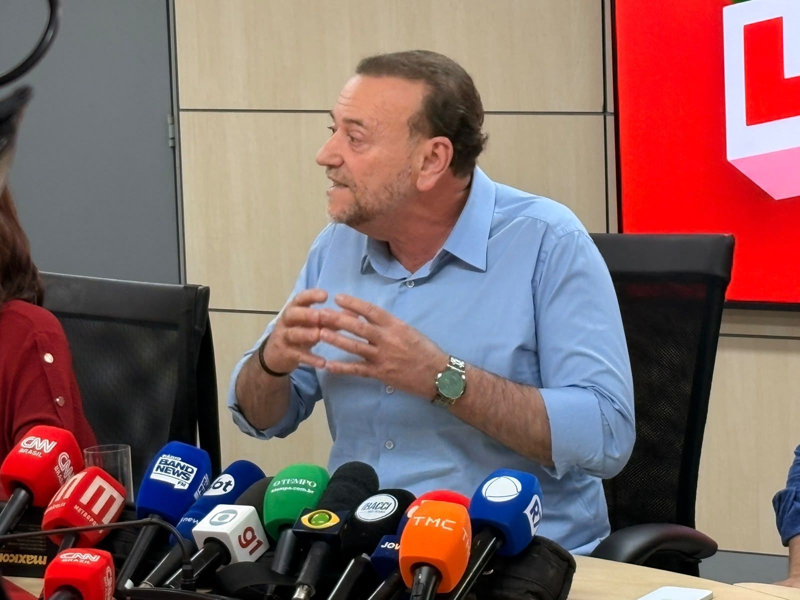 Campanha de Lula começa com defesa de apuração de denúncias