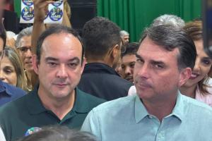 Após primeira agenda frustrada, Flávio Bolsonaro prepara nova viagem a Juiz de Fora