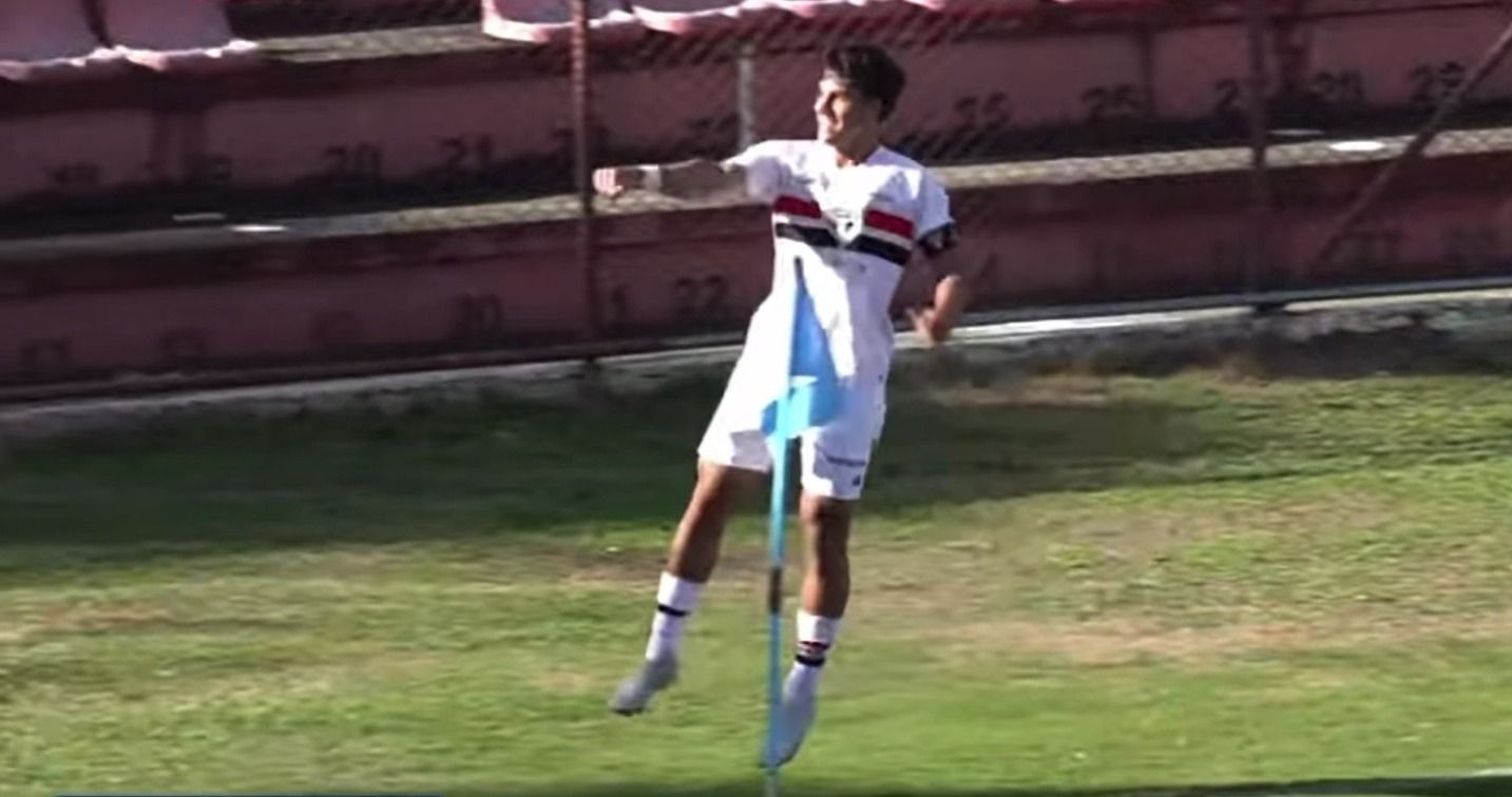 Nicolas volta a jogar e faz gol pelo São Paulo após envolvimento em acidente