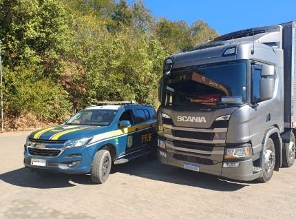 Motorista é preso com comprimidos de “rebite” após furar bloqueio na BR-251, em Montes Claros