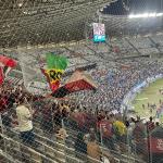 No Mineirão, torcida do Flamengo provoca Cruzeiro por classificação na Libertadores