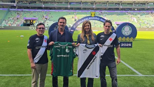 Leila Pereira, presidente do Palmeiras, ao lado de Marcos Lamacchia, possível investidor da SAF do Vasco