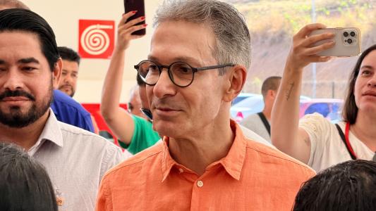 Romeu Zema durante agenda em Teófilo Otoni, no Vale do Mucuri, em MG