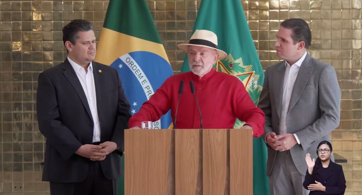Lula diz que quer 'pacificar o Brasil' e defende fim da polarização