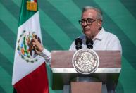 Governador mexicano volta ao cargo após ser investigado por suspeita de narcotráfico
