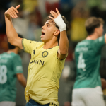 Time de CR7 supera expulsão de brasileiro e consegue virada impressionante
