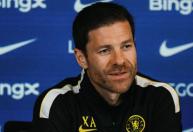 Xabi Alonso banca permanência de Enzo Fernández: 'Jogador do Chelsea'