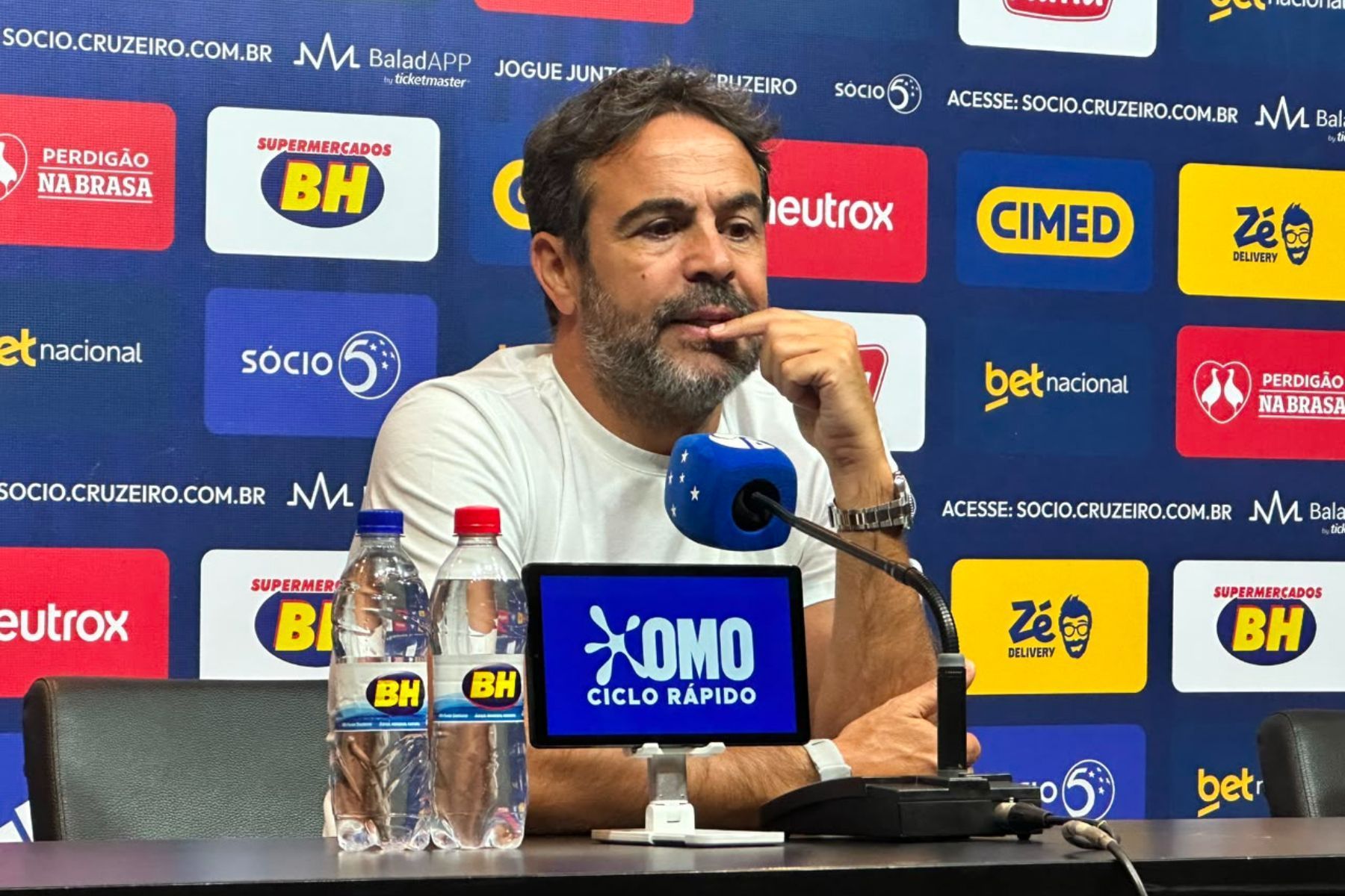 Artur Jorge rasga elogios à torcida do Cruzeiro após classificação: ‘Indispensáveis’