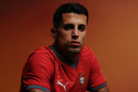 João Cancelo em foto de divulgação da Federação Portuguesa de Futebol