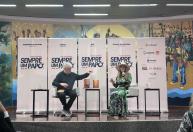 Bruna Lombardi lança dois livros em BH e relembra experiência no sertão: 'Me transformou'