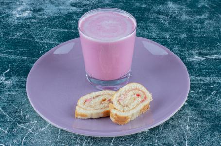 Inhame, morango, manga e banana podem formar uma opção cremosa para variar o lanche das crianças.
