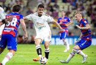 Ex-Atlético marca golaço, mas Fortaleza cede empate ao Operário-PR na Série B