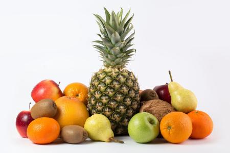 Descubra as melhores frutas para comer à noite