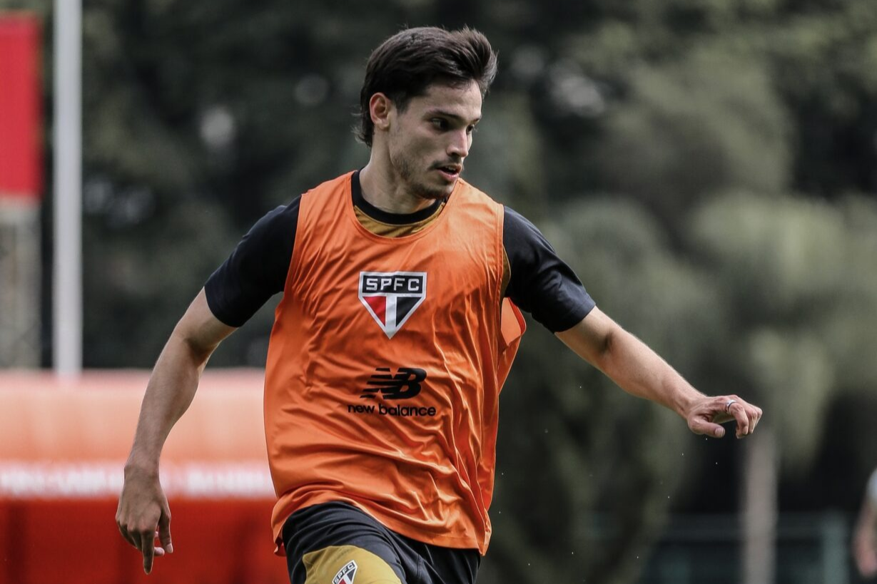 São Paulo tem Bobadilla como reforço em preparação para volta aos jogos