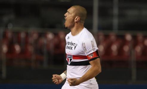 Maicon tem passagem pelo São Paulo • Divulgação/São Paulo FC