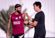 Com Memphis, Corinthians recebe Rosario Central por vaga na Libertadores