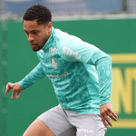 Palmeiras recebe reforço de Vitor Roque, mas atacante tem lesão constatada