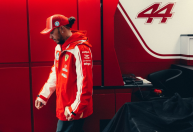 Hamilton admite erro após críticas à Ferrari na Holanda: 'Não foi minha melhor versão'