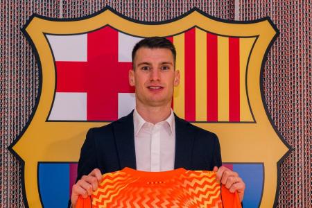 Livakovic, novo goleiro do Barcelona