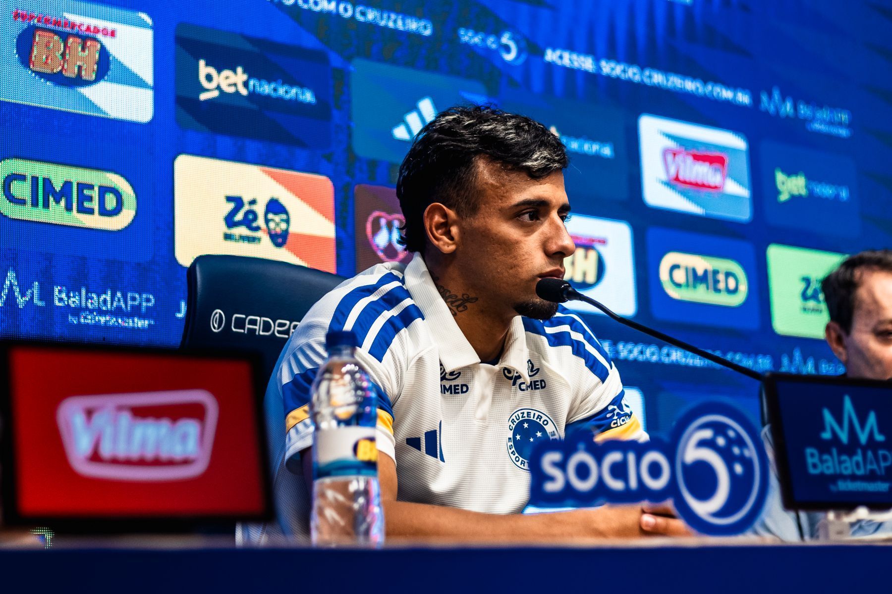 Reforço do Cruzeiro, Lucho Rodríguez detalha diferença do futebol brasileiro com o saudita