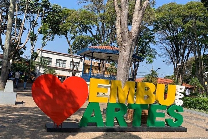 Embu das Artes-SP abre concurso com quase 100 vagas e salários de até R$ 9,7 mil