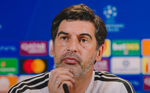 Paulo Fonseca em entrevista coletiva antes de jogo do Lyon pela pré-fase de liga da Champions