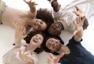 As pessoas mais felizes do mundo têm esses 4 traços de personalidade, segundo a ciência