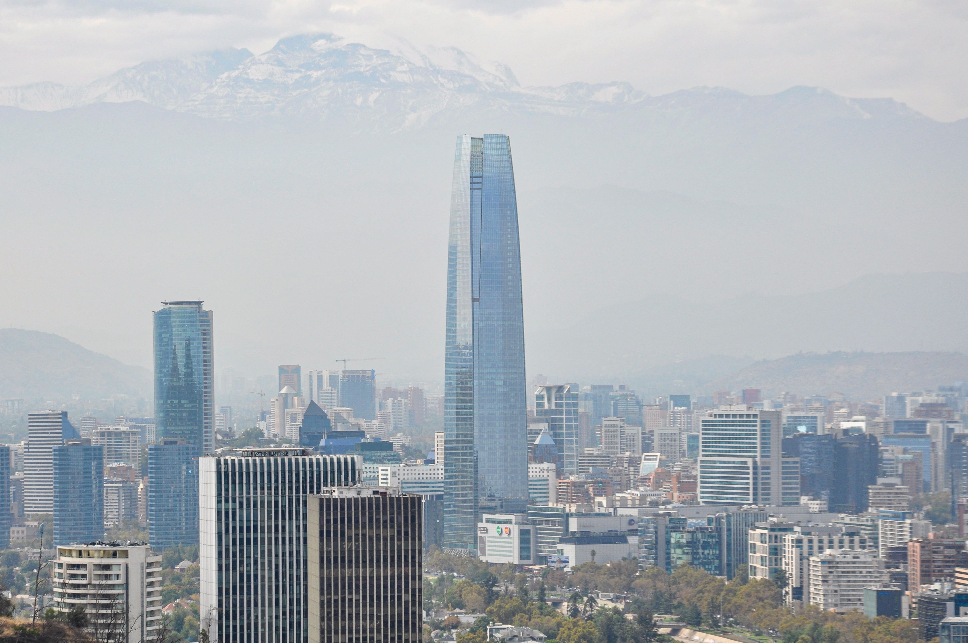 Santiago: veja quando viajar pagando menos nas passagens aéreas