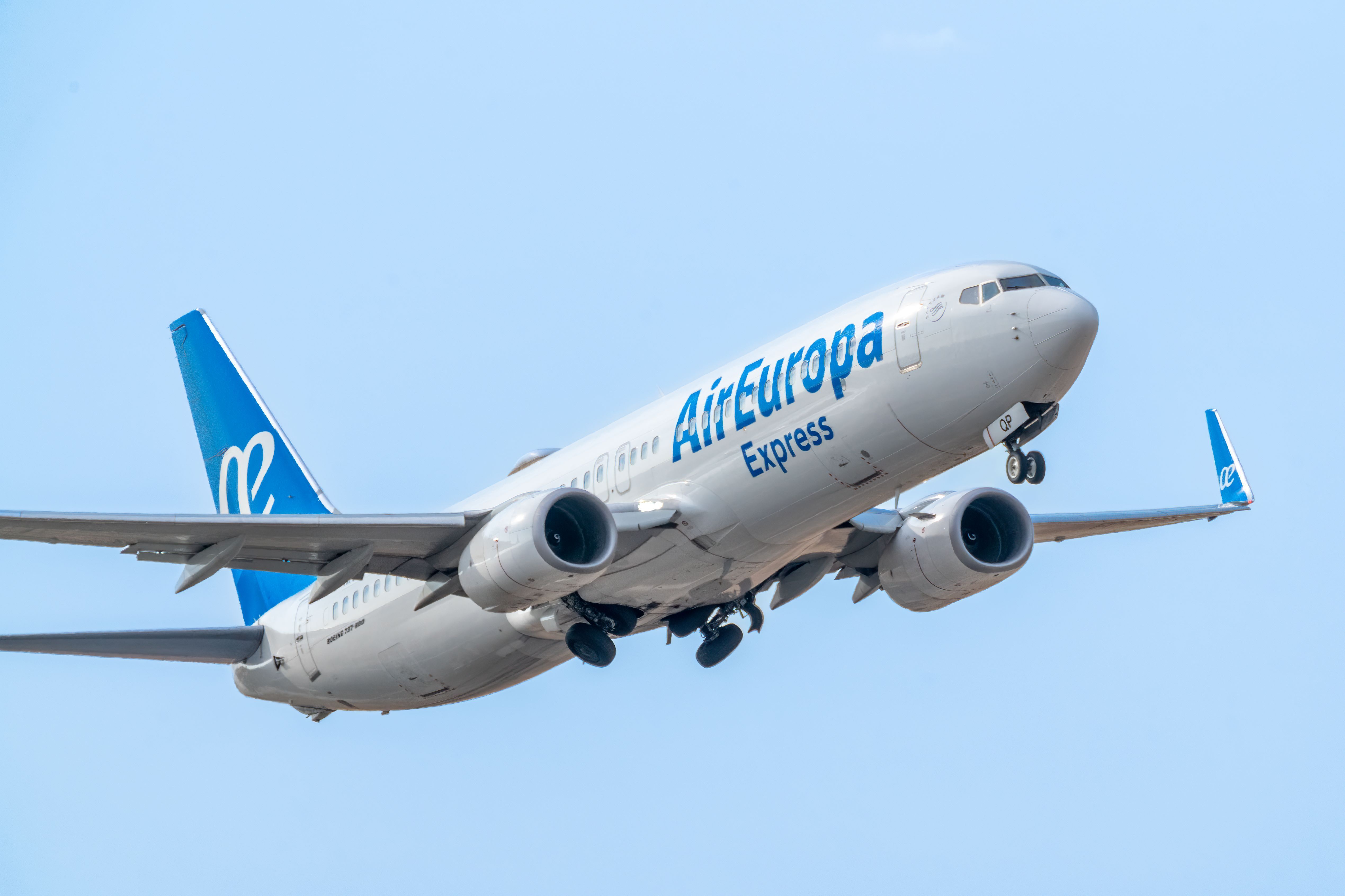 Air Europa permite parcelar passagens em até 10 vezes sem juros