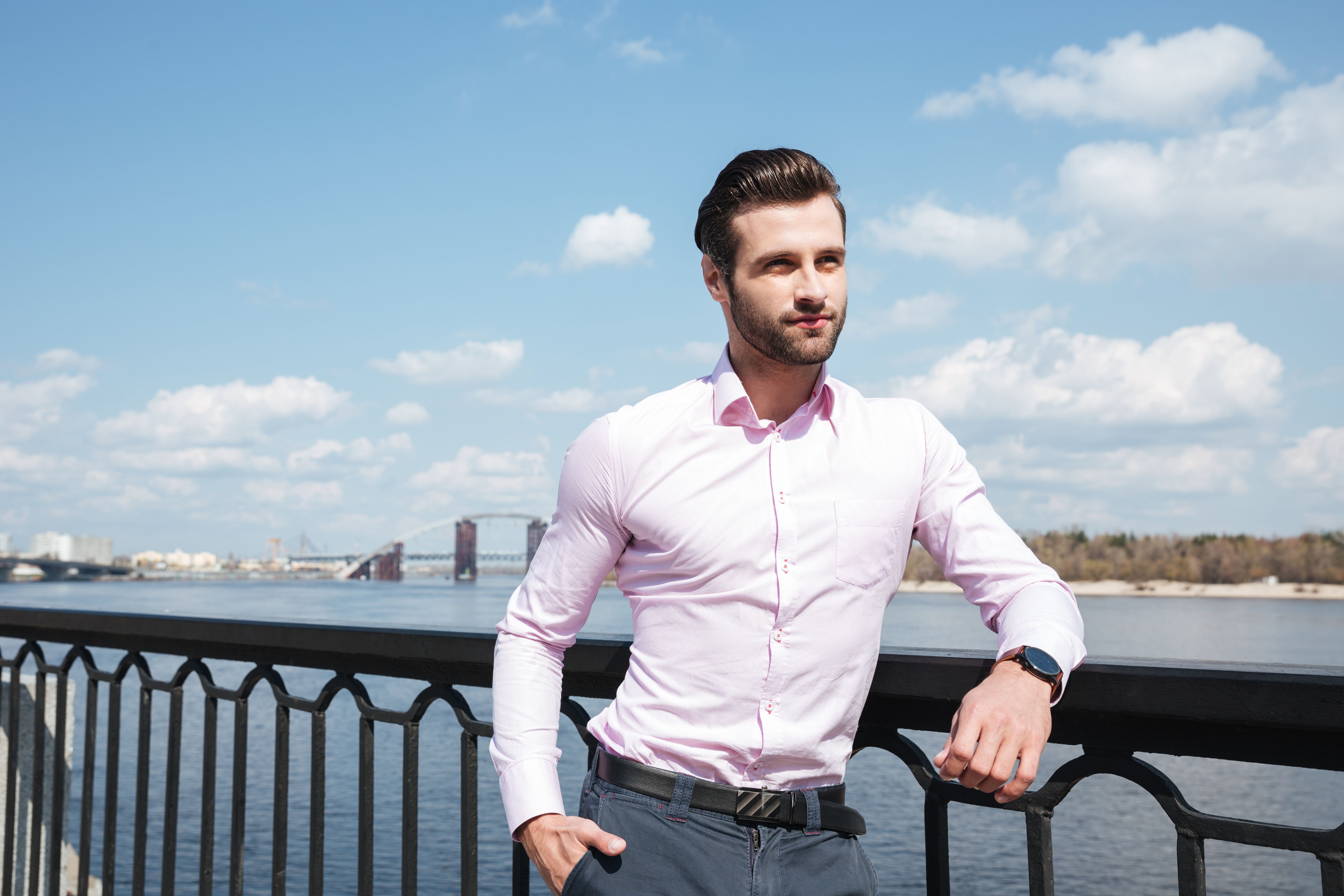 Moda masculina amplia espaço para tons pastel e novas combinações