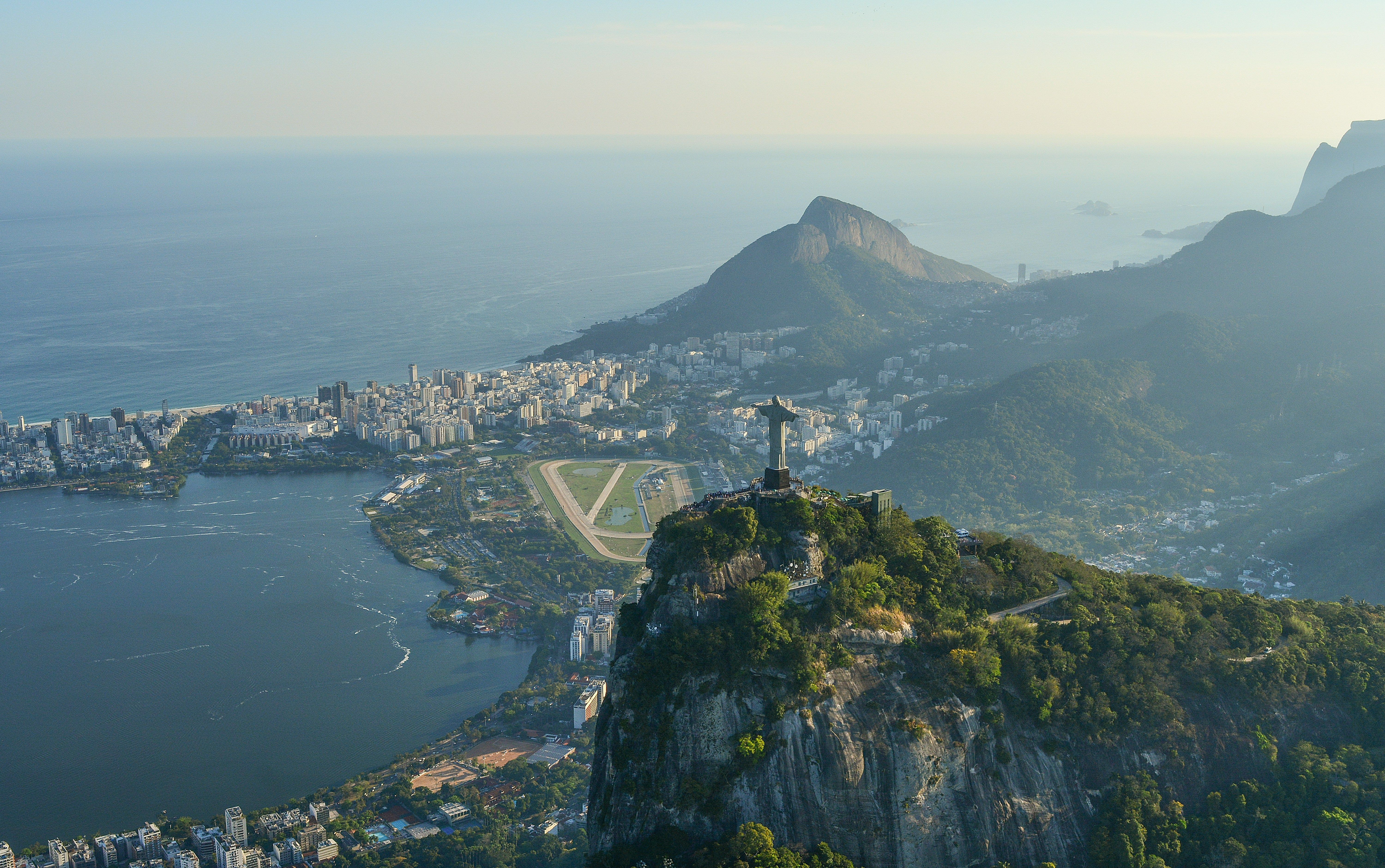 Gastos de estrangeiros no Brasil alcançam recorde de R$ 33,6 bilhões