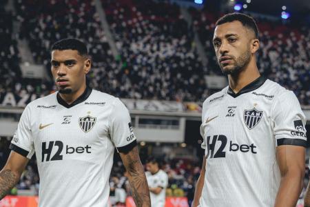 Ruan Tressoldi e Vitor Hugo, dupla de zaga disponível para o Atlético