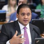 Weverton diz que movimentações investigadas pela PF sobre fraude no INSS são lícitas