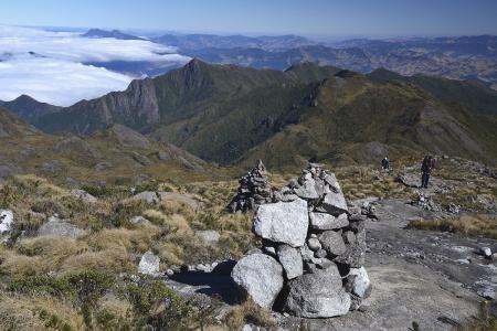 Pedra da Mina, com 2.798 metros de altitude, é o ponto mais alto da Serra da Mantiqueira e fica na divisa entre Minas Gerais e São Paulo • Divulgação/Rede Trilhas