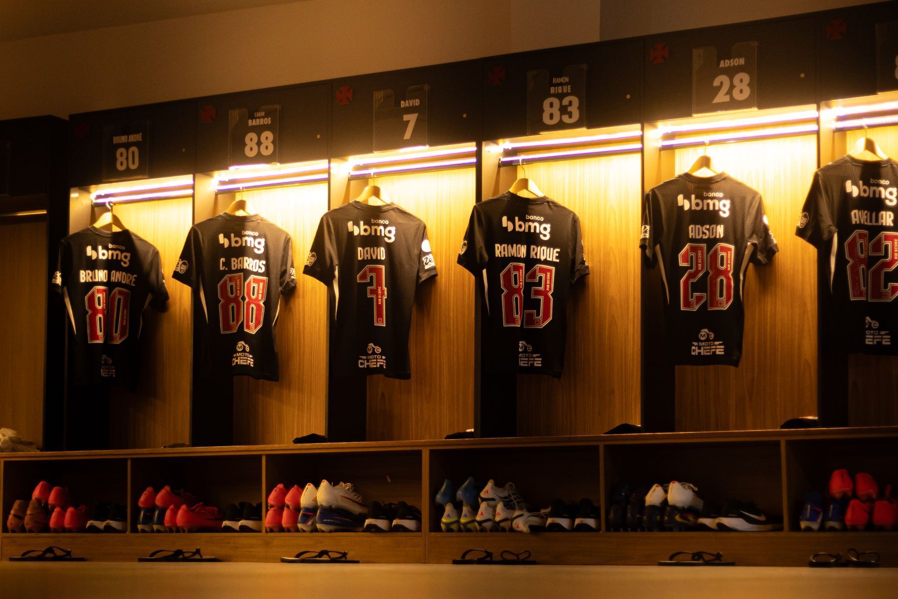 Vasco divulga relacionados para duelo com Cruzeiro pelo Brasileirão; veja lista