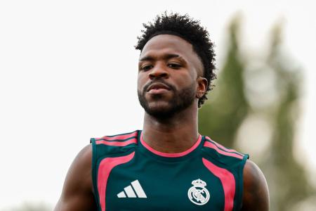Vini Jr. participa de pré-temporada com o Real Madrid