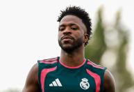 Real Madrid oferece contrato quase R$ 50 milhões abaixo do que Vini Jr. deseja; valores