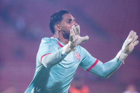 Wallace comemora gol da vitória do título do Módulo II Mineiro • Giuseppe da Mota