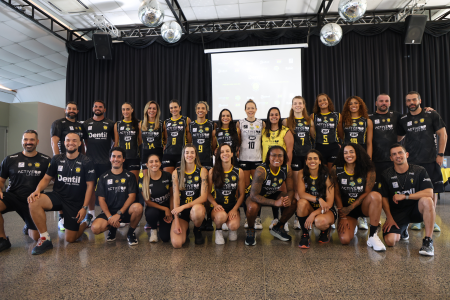 Apresentação do elenco do Dentil Praia Clube
