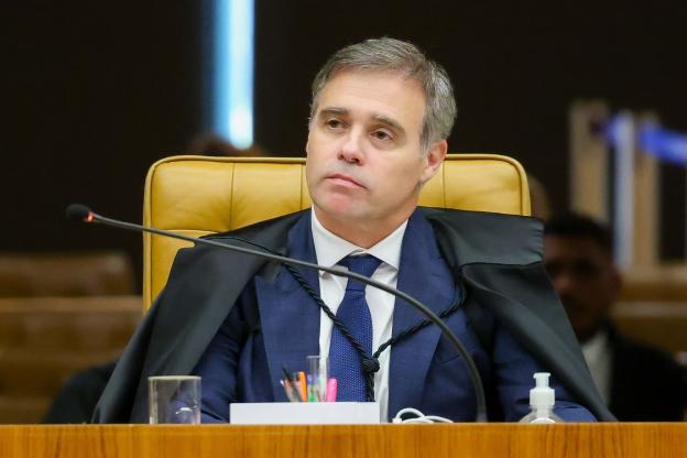 Mendonça exige que PF identifique rede de influência de Vorcaro'