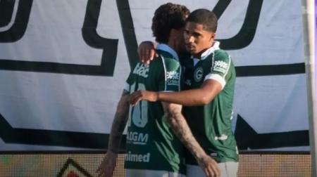 Goiás vence o Avaí de virada