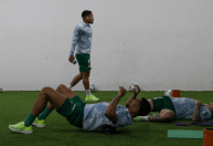 Abel tem retornos e define Palmeiras inédito em escalação contra LDU
