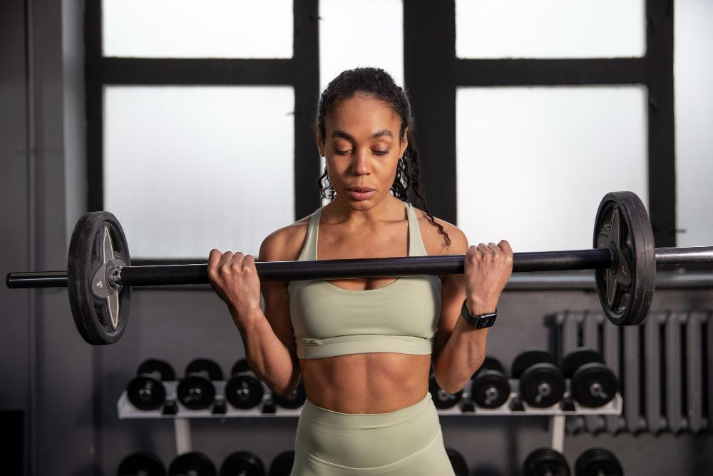 5 exercícios que podem ajudar a preservar a força depois dos 35 anos