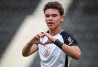 Joia da base do Corinthians entra em último ano de contrato; entenda o cenário