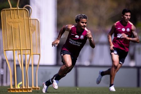 Kaio César está pendurado e pode ser desfalque contra o Flamengo